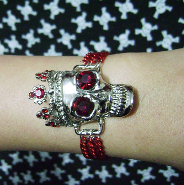 Pulseira Skull com pedras (handmade)